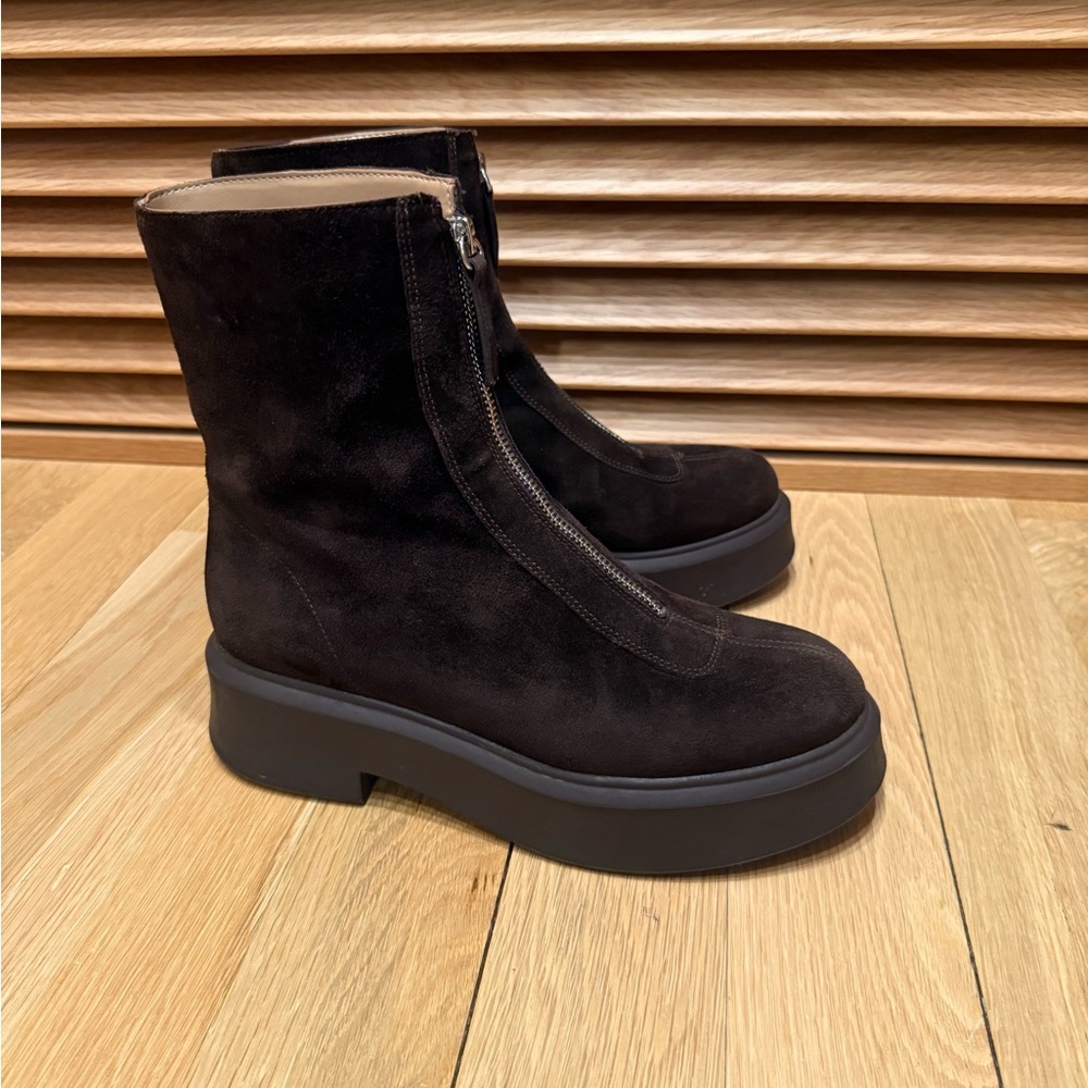 Steve Madden JONES Suede Ankle Boots – Size 8.5 - Picture 3 of 4